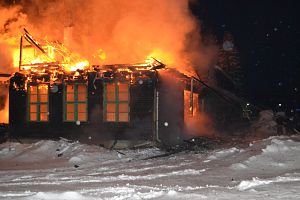 Incendiu Scoala Comandau ianuarie 2017 foto ISU Covasna - 01