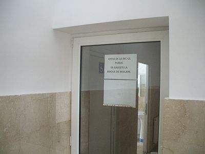 Toaleta Gara CFR Sfantu Gheorghe octombrie 2015 - 05
