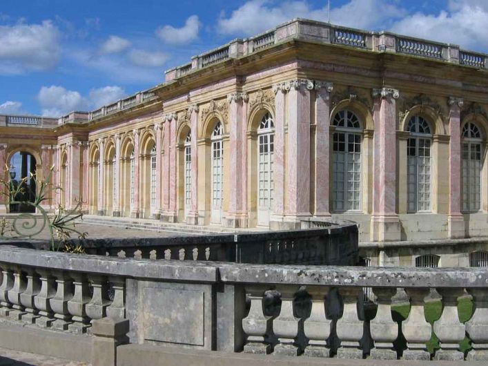 Palatul Chateau de Versailles Trianon, unde a fost semnat tratatul. Sursa - wikipedia